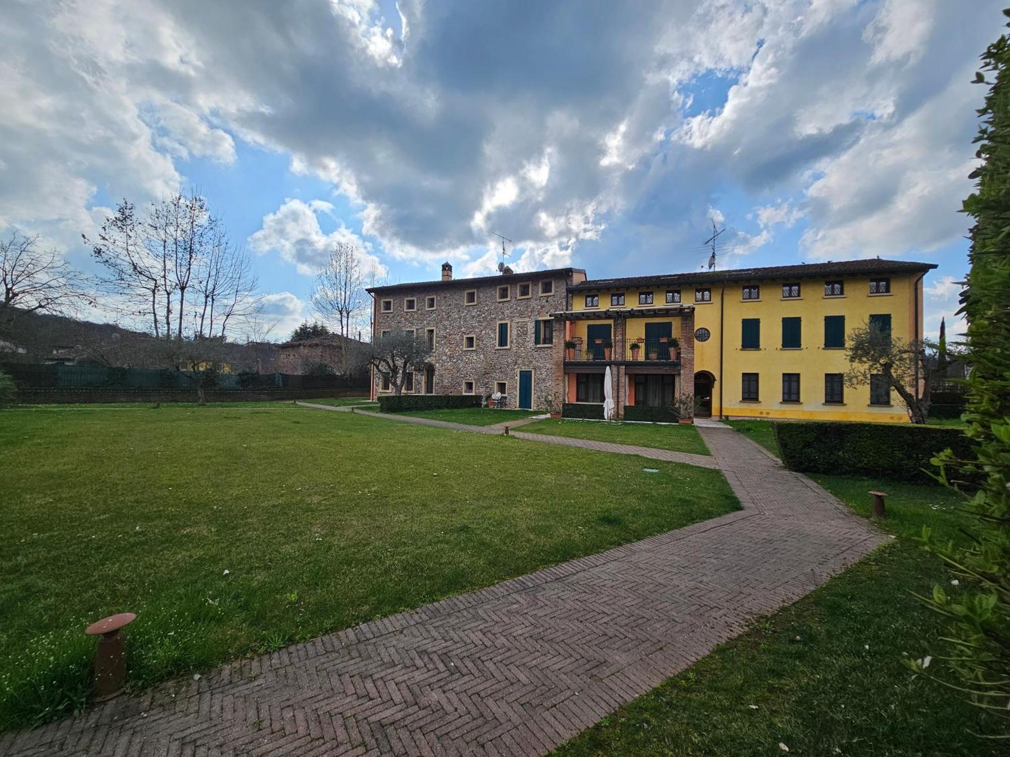 Corte La Guarnigione Valeggio sul Mincio